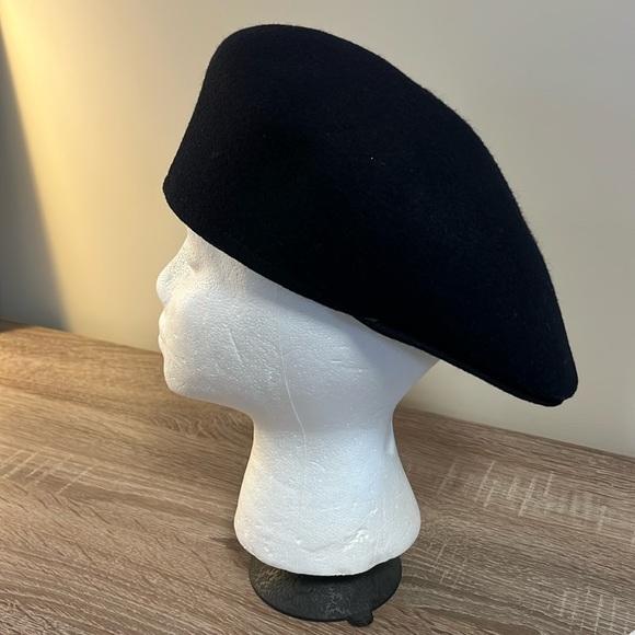 Brooks wool newsboy flat hat - Picture 2 of 7